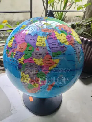 এটি একটি গ্লোব Globe বা বিশ্বমানচিত্রের গোলক