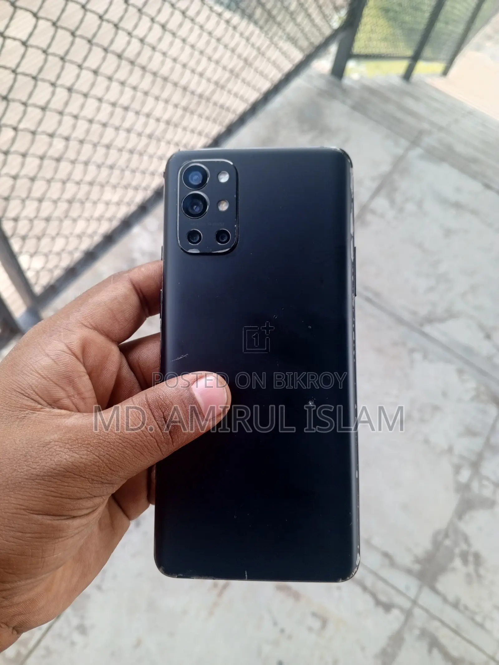 OnePlus 9R (Used)
