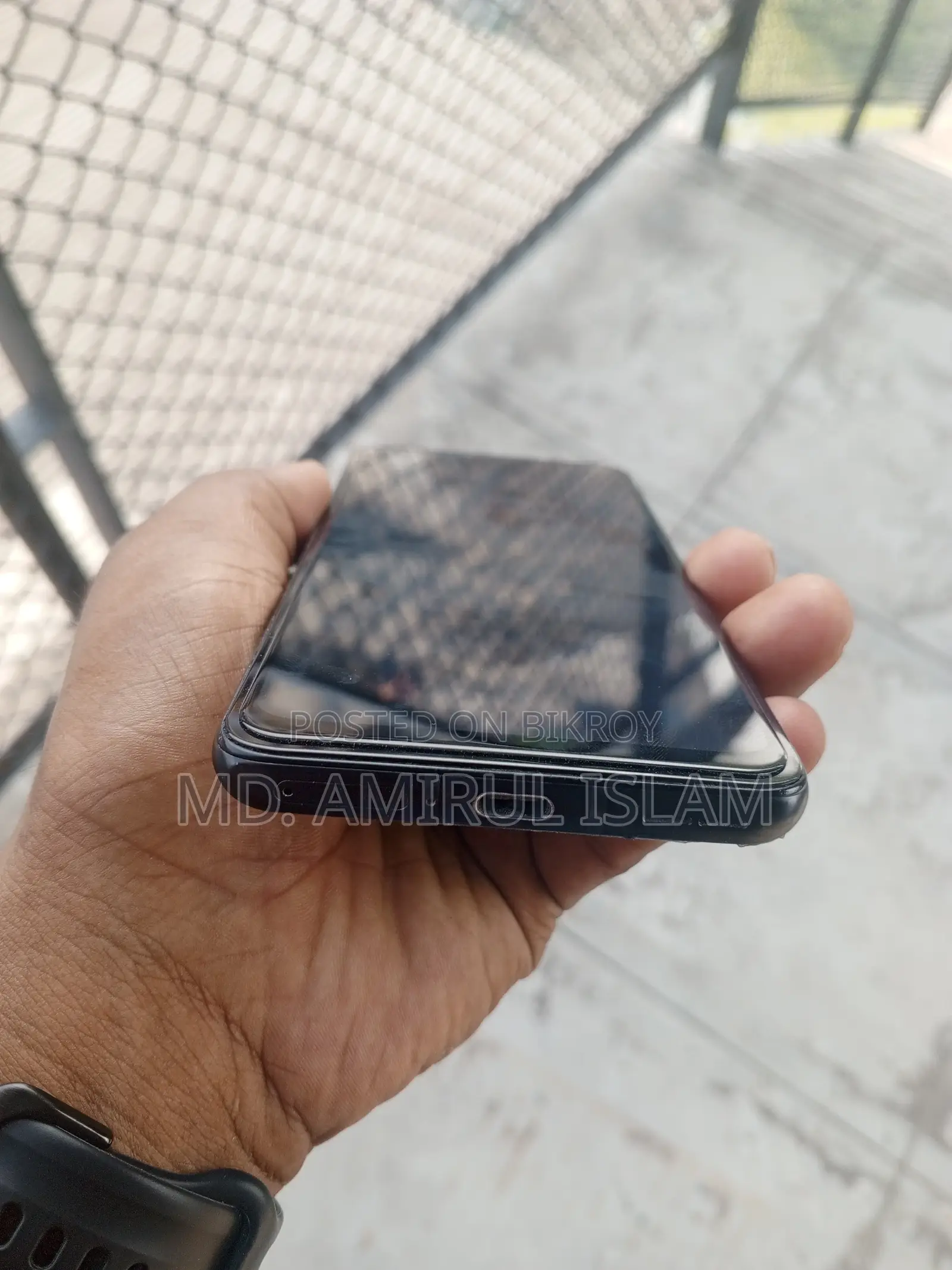 OnePlus 9R (Used)