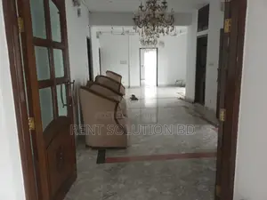 গুলশান ১-এ ৩০০০ বর্গফুটের অফিস স্পেস ভাড়া
