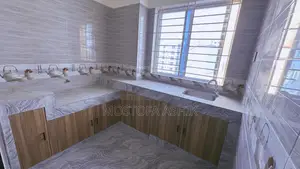 3bdrm Apartment in Mohammadpur, Bosila for sale