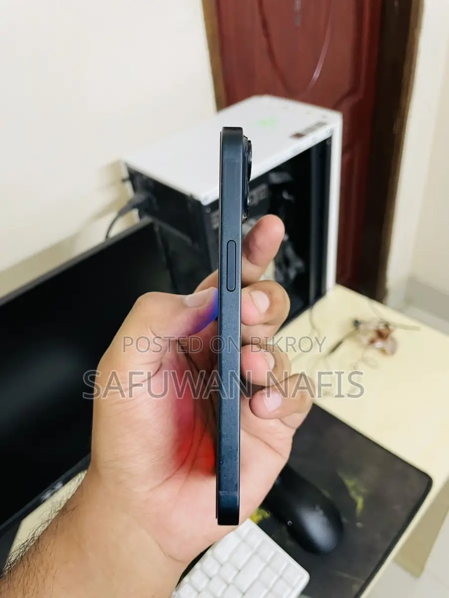 Apple iPhone 14 Hong Kong (Used)
