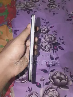 Realme 9 (Used)