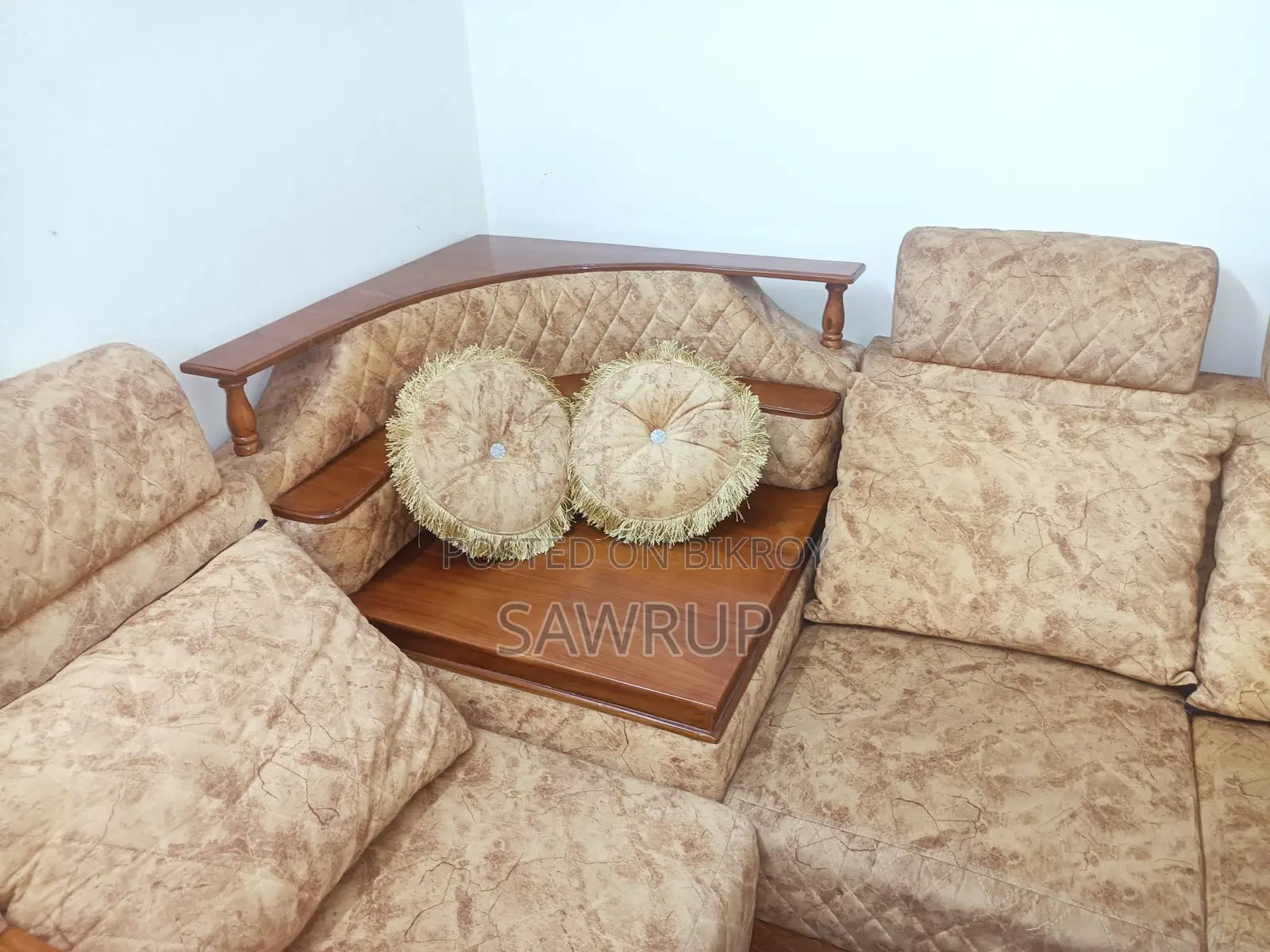L Sofa with Free Sofa Cover