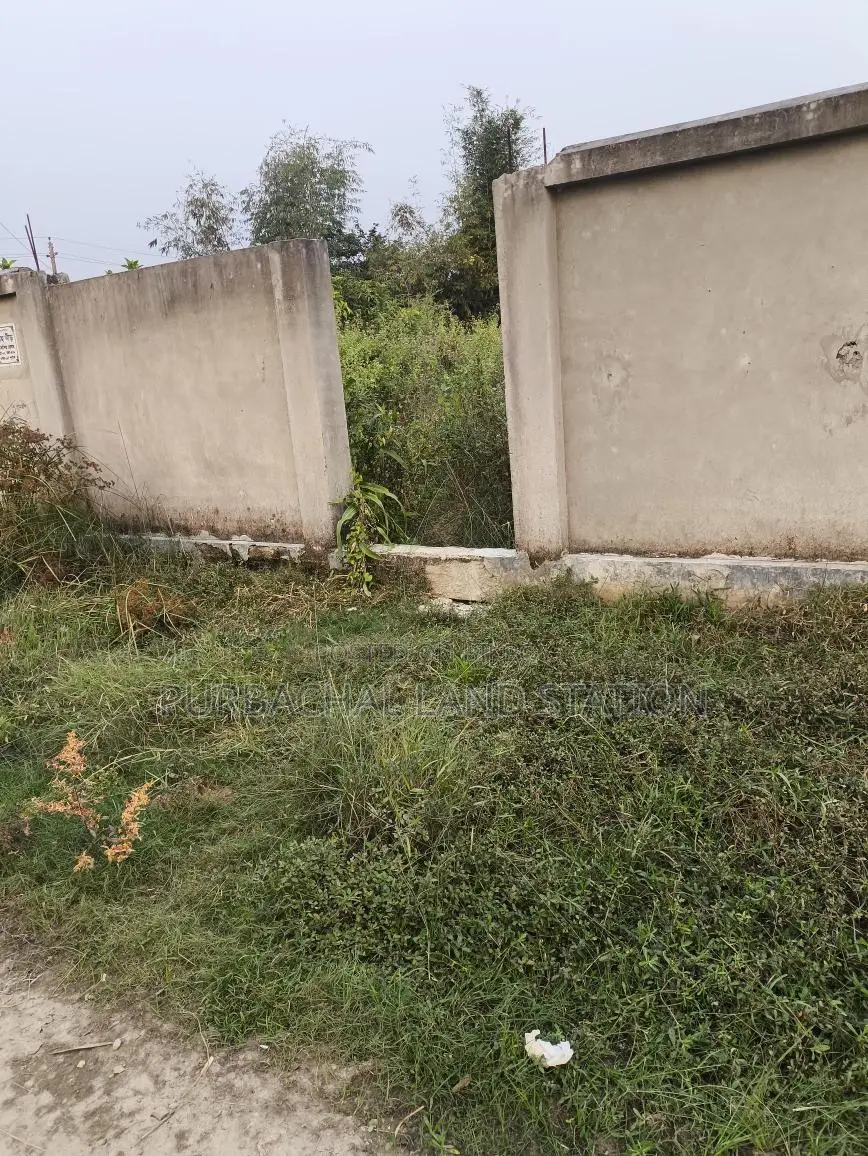 Exclusive lake view 8.25 katha plot for urgent sale in Sector 15, Purbachal
