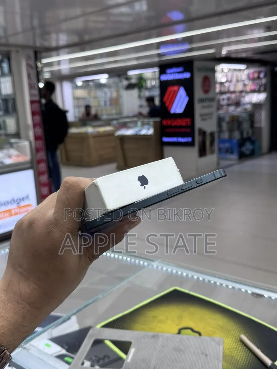 Apple iPhone 15 Pro USA (Used)