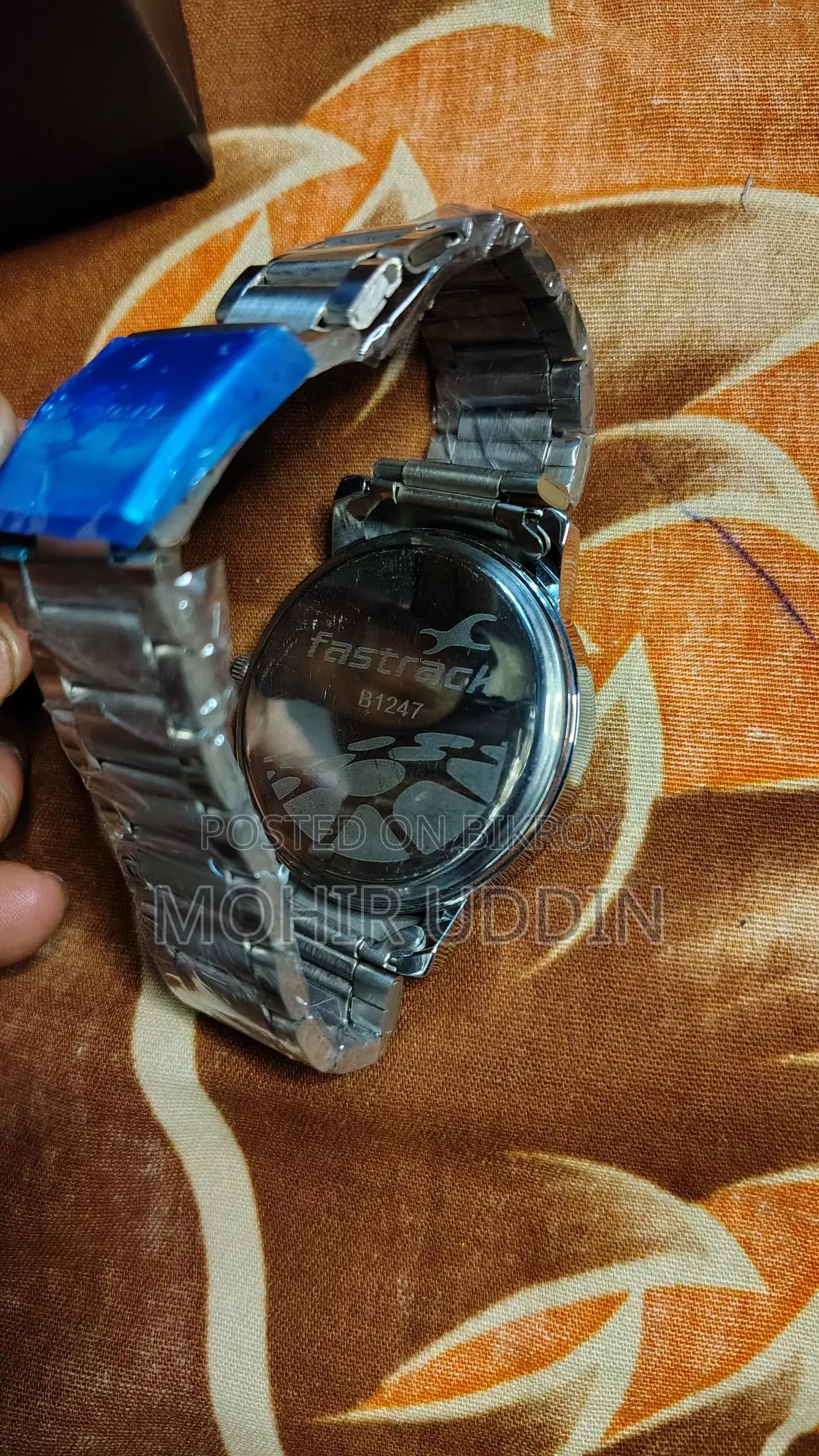Selling Watch