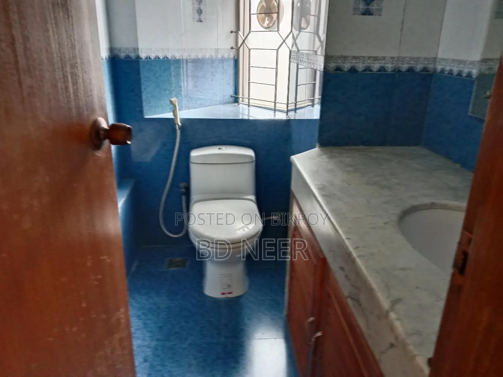 Pretty looking 4 Bed room apt rent in Gulshan