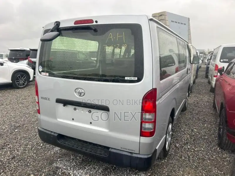 Toyota Hiace DX New Shape 2020