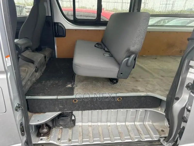 Toyota Hiace DX New Shape 2020