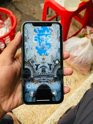 Apple iPhone 11 (Used)