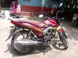 Mahindra Centuro 2018