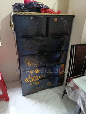 শোকেস,ওয়াড্রব, ডাইনিং টেবিল