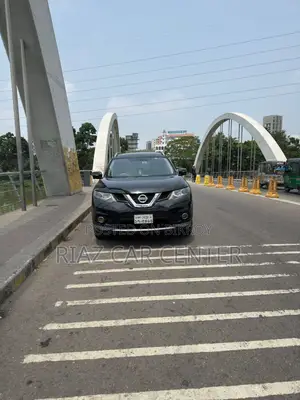 Nissan X-Trail 2015