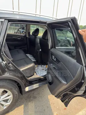 Nissan X-Trail 2015