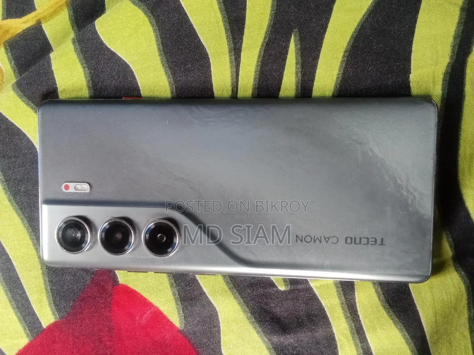 Tecno Camon 40 Pro mobile (Used)