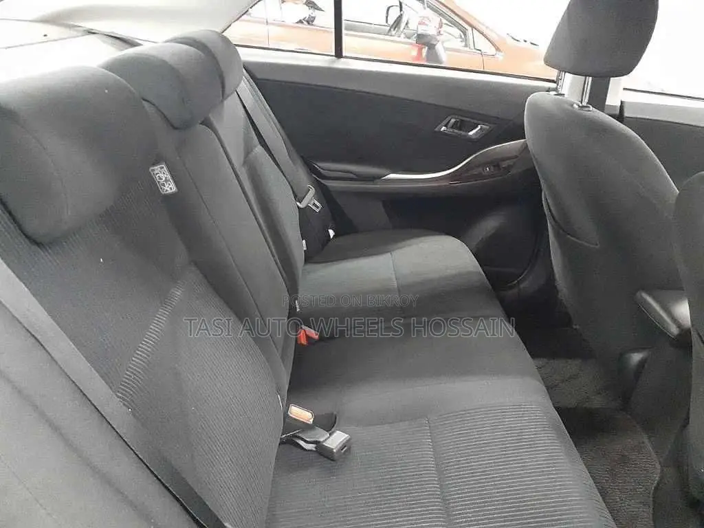 Toyota Allion G PROJECTION 19 ALOY 2019