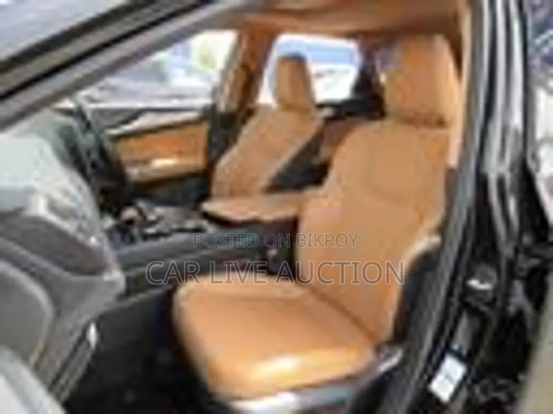 Lexus NX Hybrid l version H+ 2021