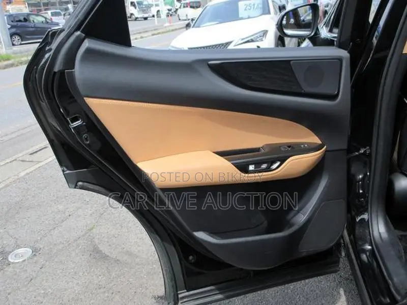Lexus NX Hybrid l version H+ 2021