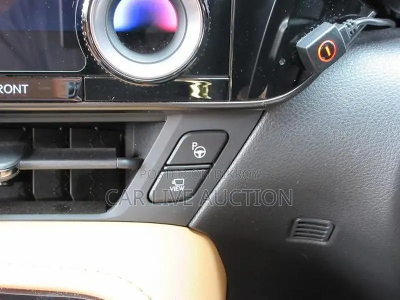 Lexus NX Hybrid l version H+ 2021