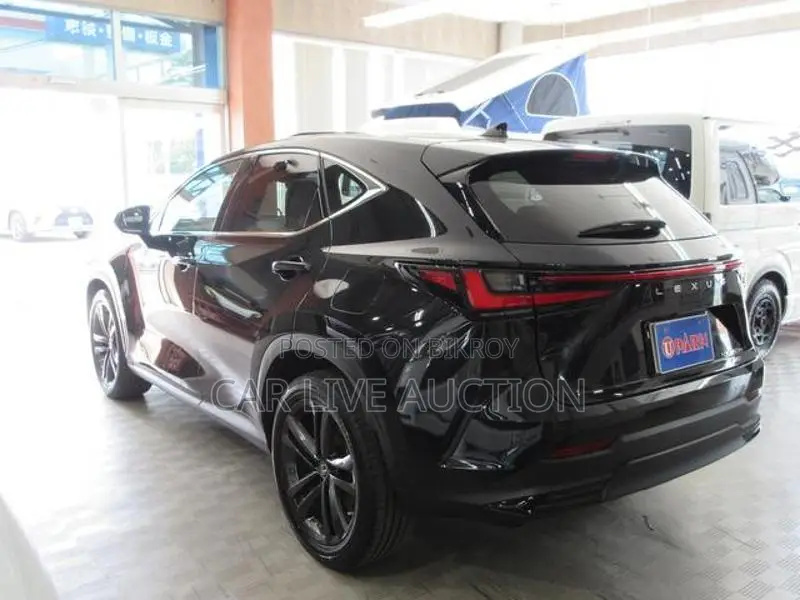 Lexus NX Hybrid l version H+ 2021
