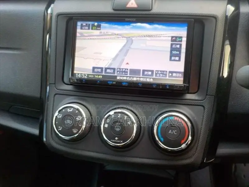 Toyota Axio EX NON HYBRID WHITE 2023
