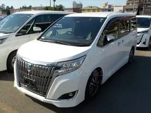 Toyota Esquire Hybrid Gi Pearl 2020
