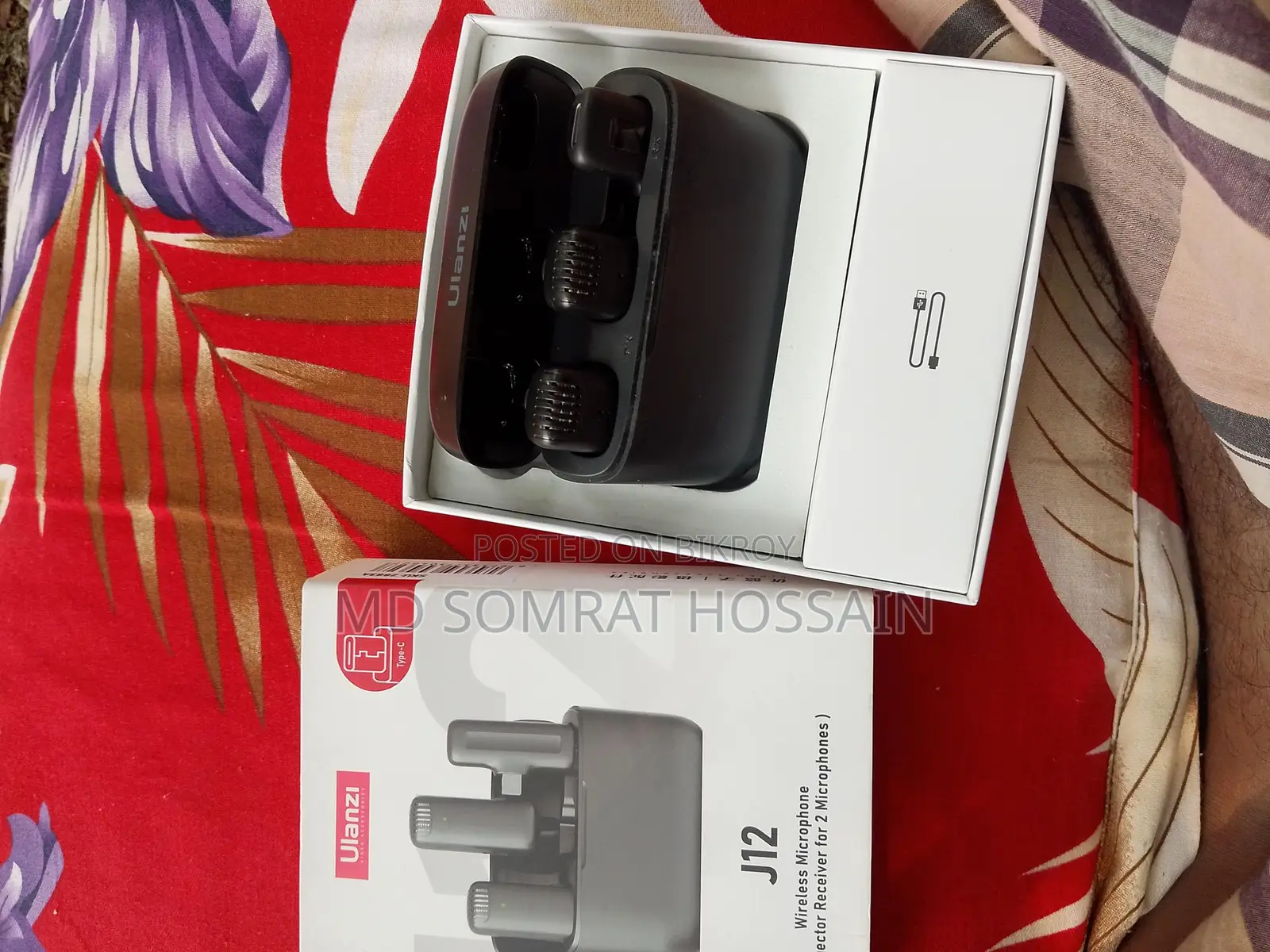 Ulanzi J12 Wireless Microphone