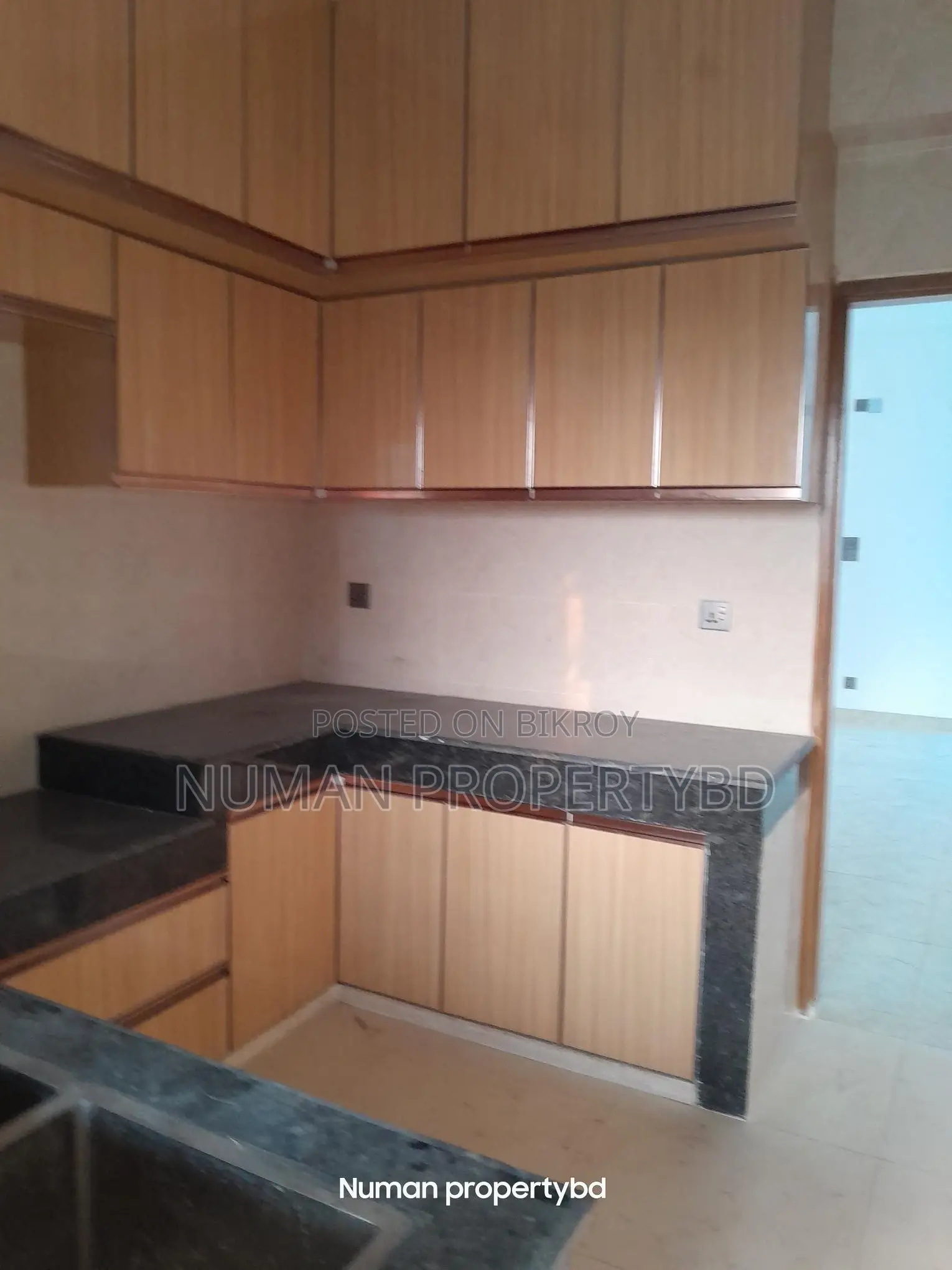 2200 sq ft 4-bedroom New Luxury Semi Furnished Flat Rent