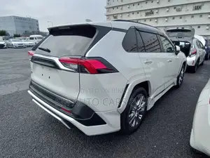 Toyota RAV4 G-Z Pearl 4.5 Point 2022
