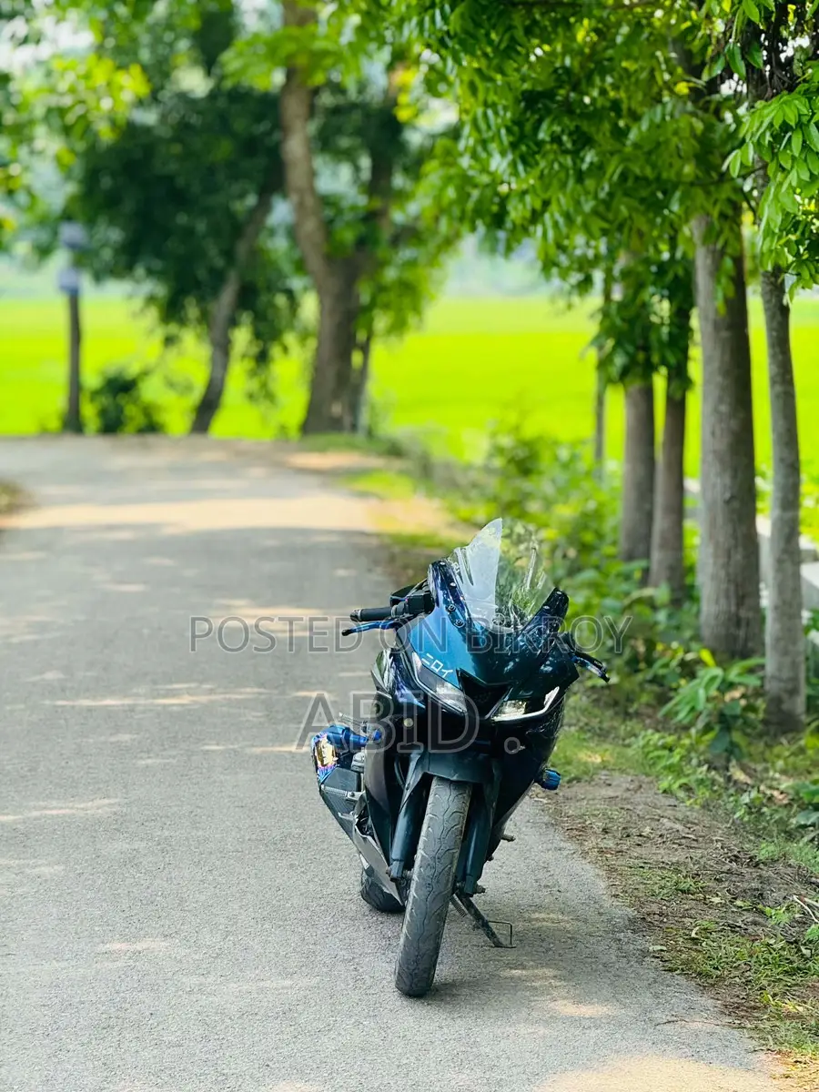 Yamaha R15 V3 Monster Edition 2021