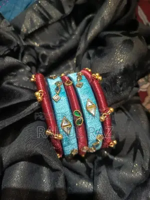 Kundan Bangles (Kundon Churi)
