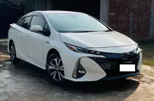 Toyota Prius Plug-in Hybrid 2019
