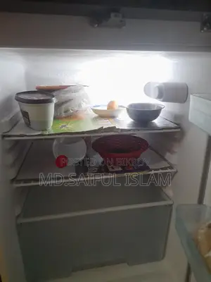 ফ্রিজ নতুনের মতোই আছে,কোন সমস্যা নেই