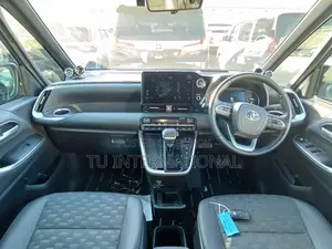 Toyota Noah NON HYBRID-S-Z 2022