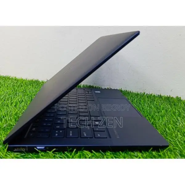 HP Elite Dragonfly Core i5 8th Gen