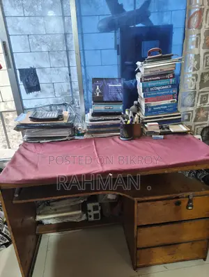 Mahogany Wood Table