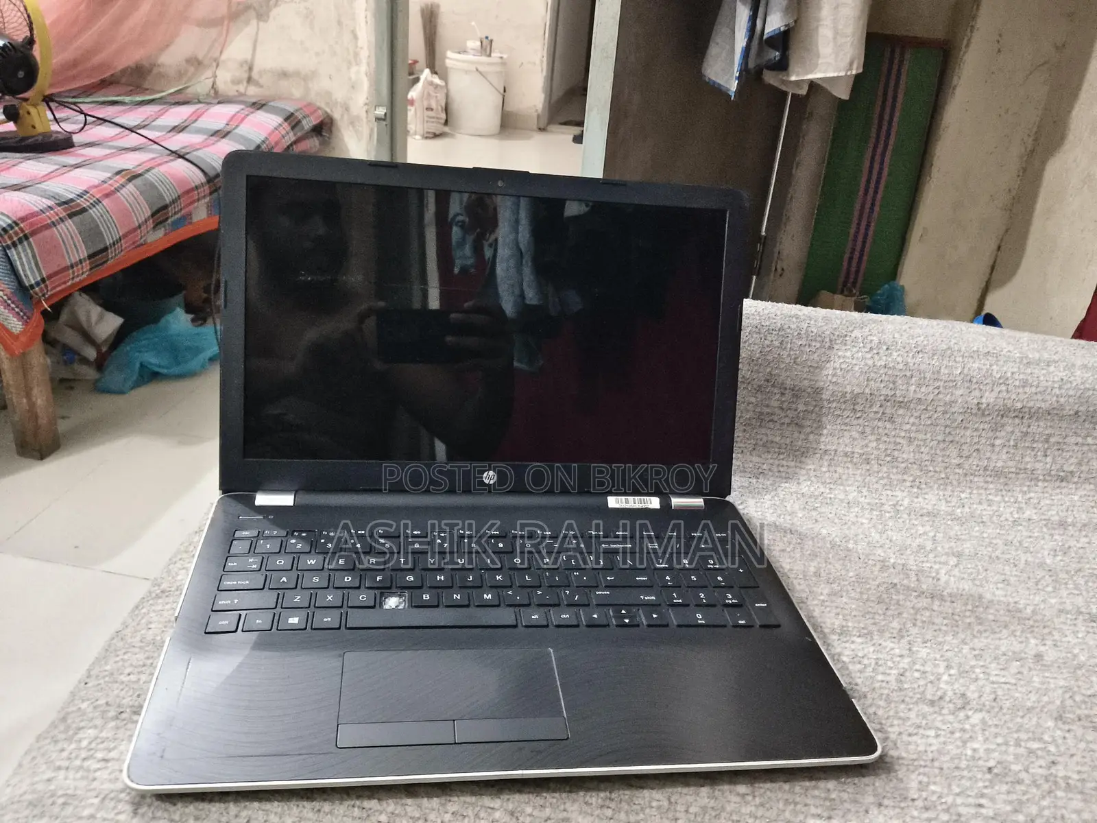 hp laptop i3 7gen