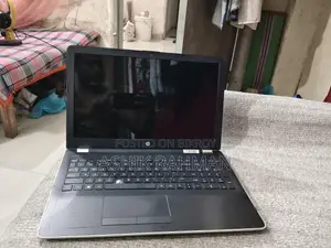 hp laptop i3 7gen