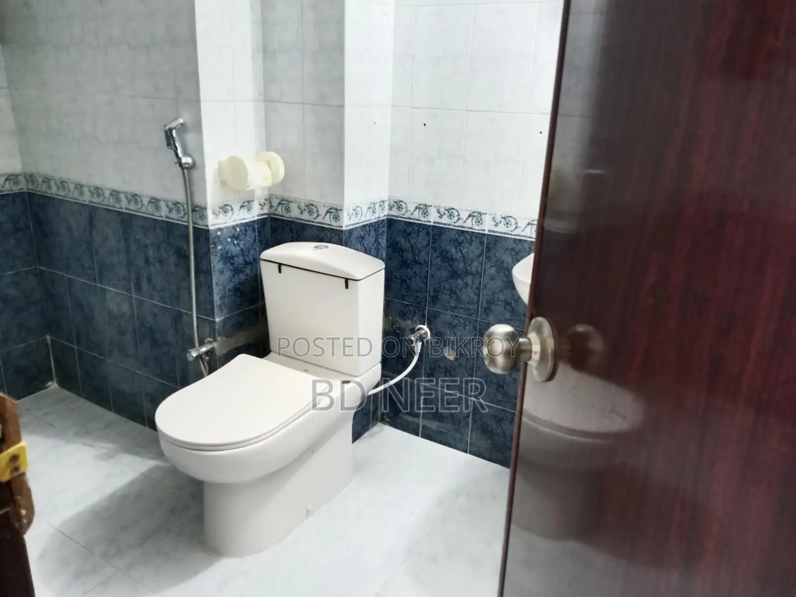 বনানীতে আনফার্নিশড অ্যাপার্টমেন্ট ভাড়ার জন্য