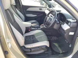 Honda Vezel E PLAY,BEIGE COLOR 2021