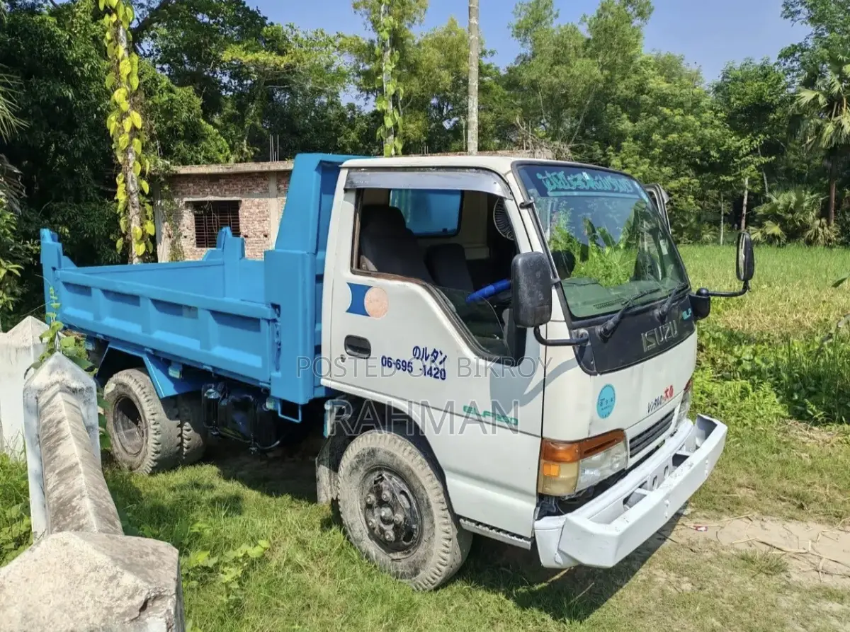 Isuzu Dump . 1996