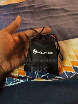Hollyland Lark A1 microphone.