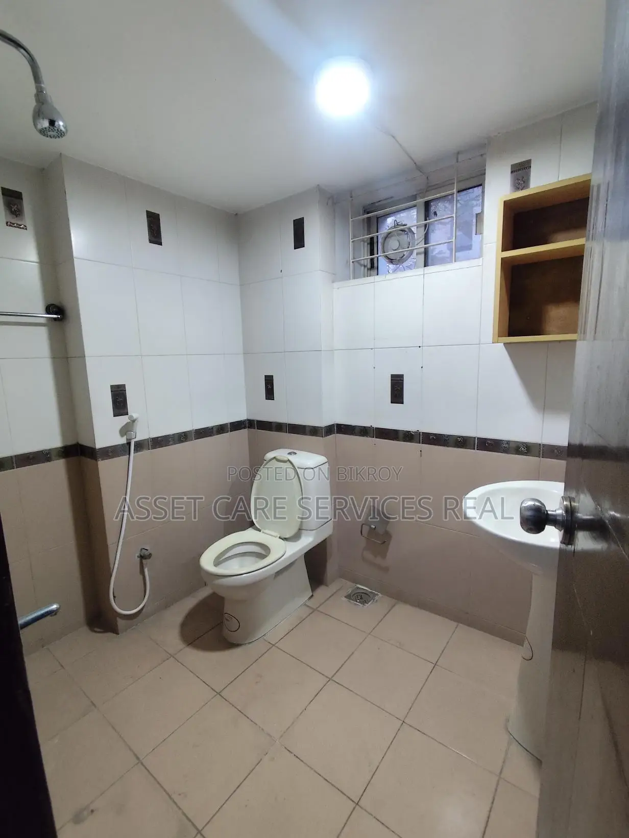 Un-Furnished 3Bed Lake View Apartment Rent Baridhara Diplomatic Zone