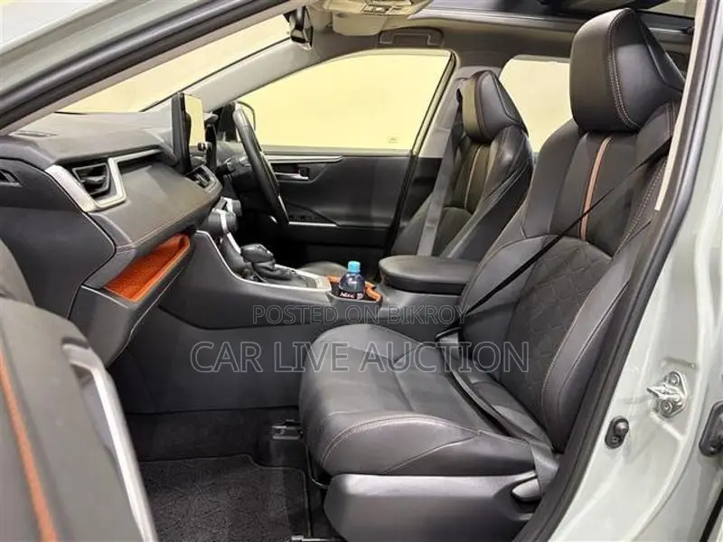 Toyota RAV4 Adventure HEV. 2021