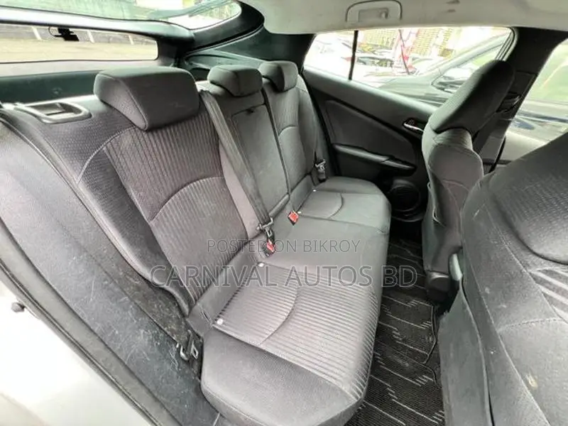 Toyota Prius 2020 Silver