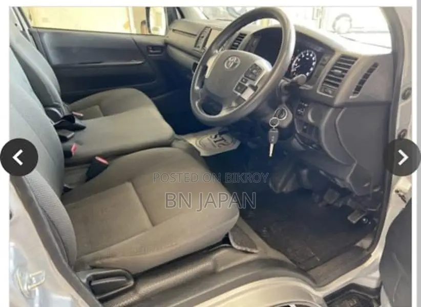 Toyota Hiace DX GL Silver 2020