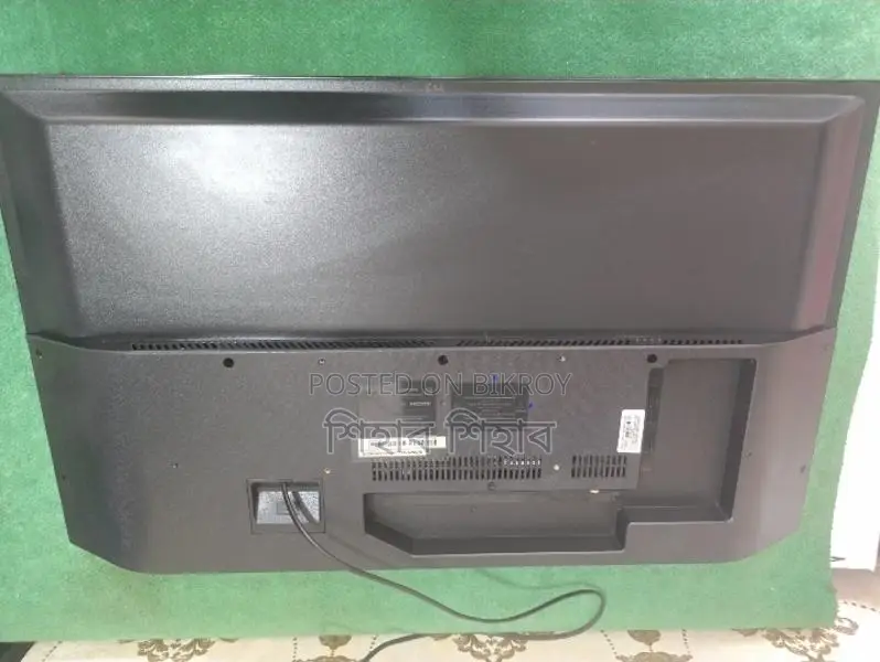 Haier 32" Android TV with box