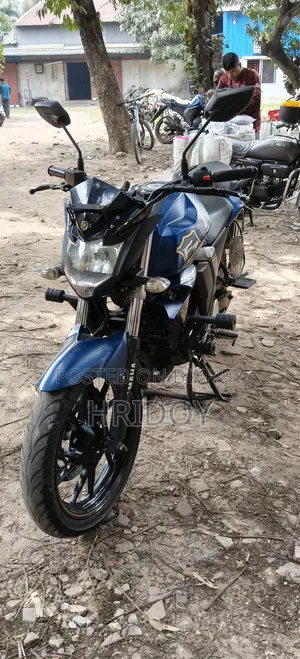Yamaha FZs V2 . 2023