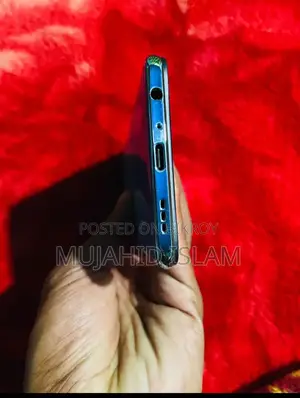 OPPO F15 8/256 GB (Used)